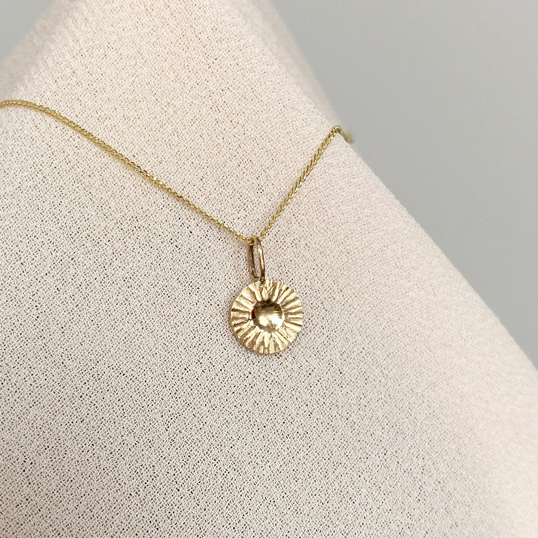 9ct gold sun necklace