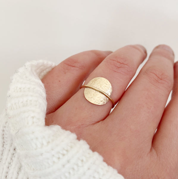 Eclipse 9ct Gold ring
