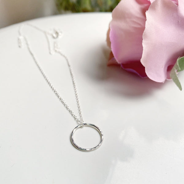 Cicee creative hammered circle necklace