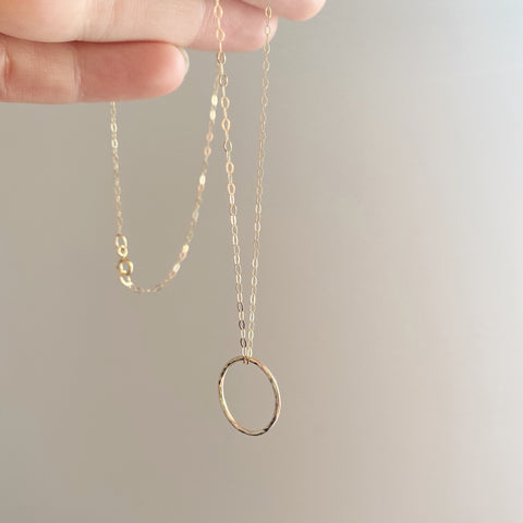 Hammered circle necklace in 9ct gold