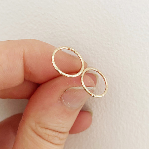 Hammered circle stud earrings in 9ct gold