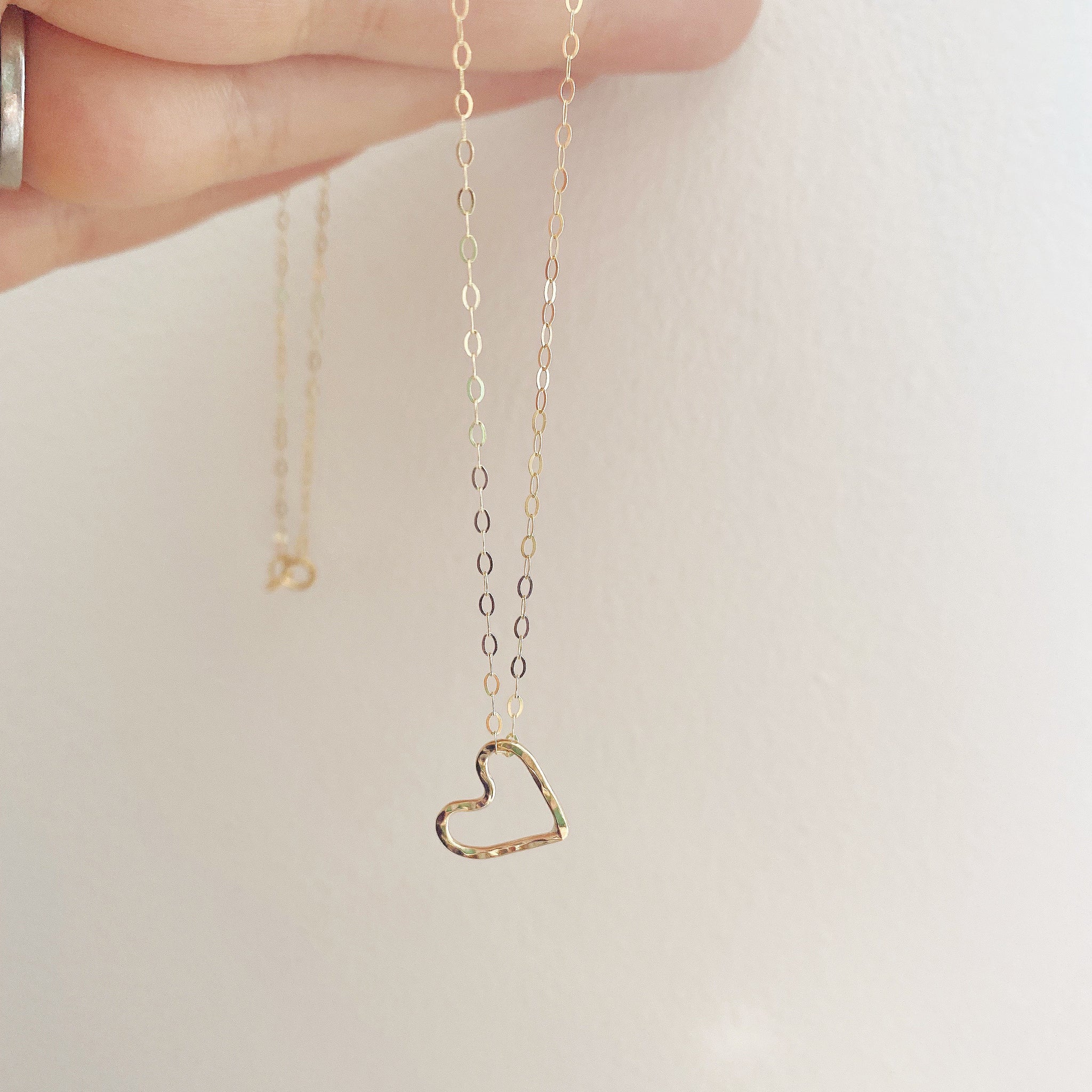 Hammered heart necklace in 9ct gold